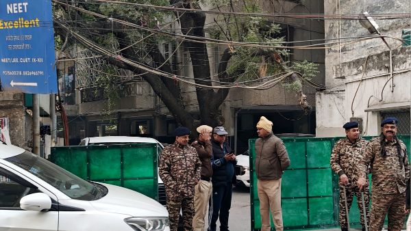 delhi-blast-update-ed-raids-al-falah-university delhi-blast-update-ed-raids-al-falah-university