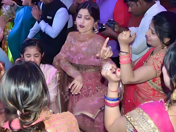 Dimple Yadav Dance Video Viral Dimple Yadav Dance Video Viral