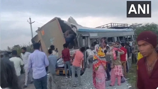 Telangana Ranga Reddy Road Accident