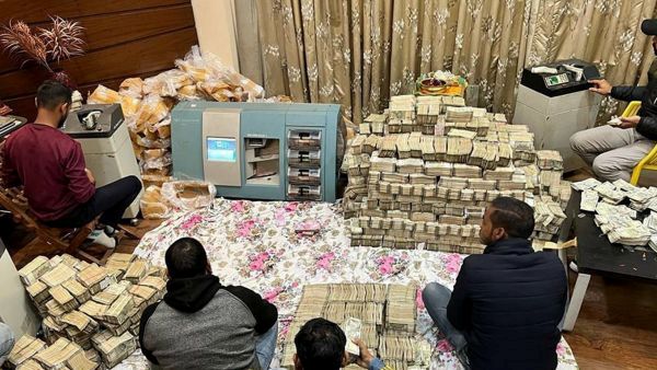 cash-seized pti photo cash-seized pti photo