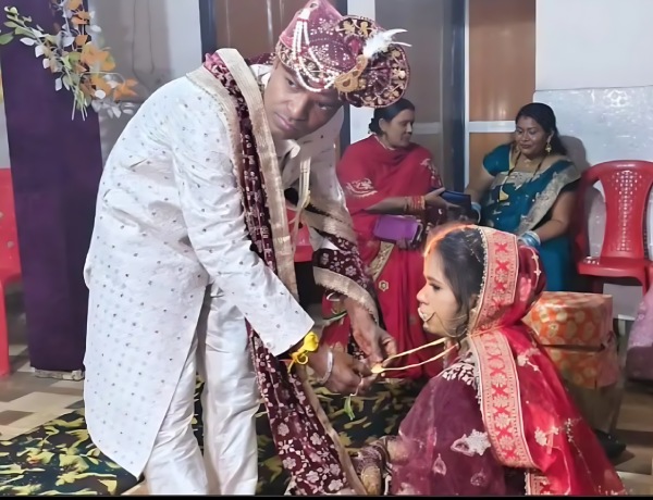 Deoria News Husband Wife Dispute Bride Refuses Deoria News Husband Wife Dispute Bride Refuses