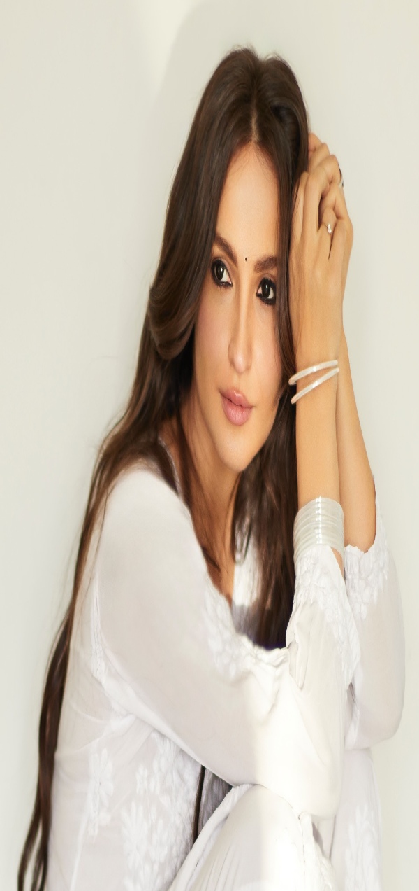 Elli AvrRam Elli AvrRam