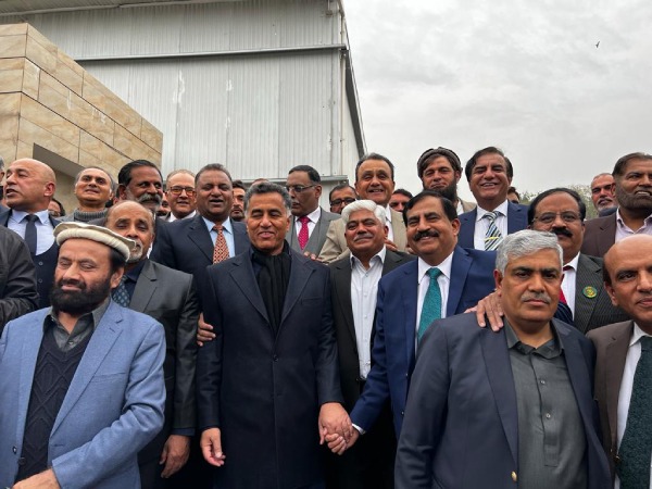 Faiz Hameed Daughter Anusha Chaudhry