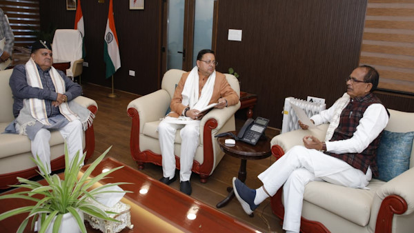 Uttarakhand News Center approved 1700 crore rupees construction 184 rural roads 1228 roads sparkling cm dhami shivraj singh chohan