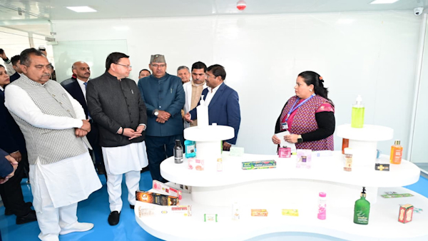 Uttarakhand Fragrance Revolution Policy Cultivation 23 thousend hectar lakh farmers revenue 1200 cr Uttarakhand Fragrance Revolution Policy Cultivation 23 thousend hectar lakh farmers revenue 1200 cr