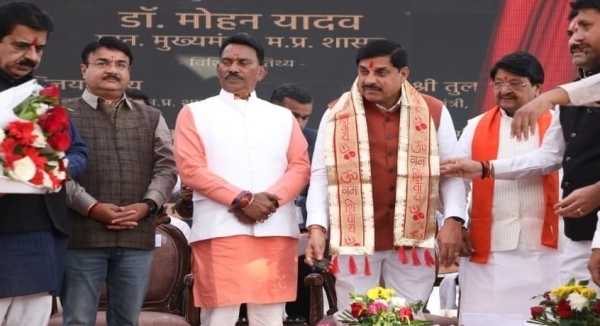 Kailash Vijayvargiya told CM Mohan Yadav in Indore It is good that he did not take charge Kailash Vijayvargiya told CM Mohan Yadav in Indore It is good that he did not take charge