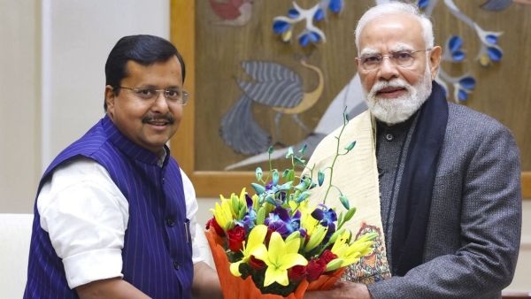 Nitin Naveen with PM Modi