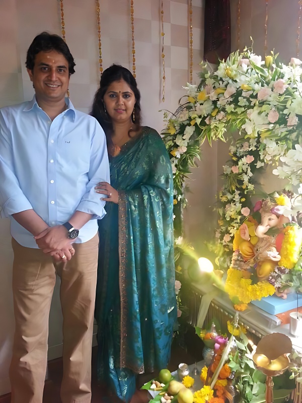 Pankaja Gopinathrao Munde Caste