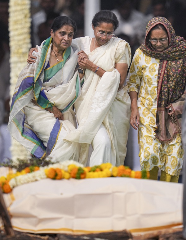 Ajit Pawar Death Sunetra Pawar Supriya Sule Ajit Pawar Death Sunetra Pawar Supriya Sule