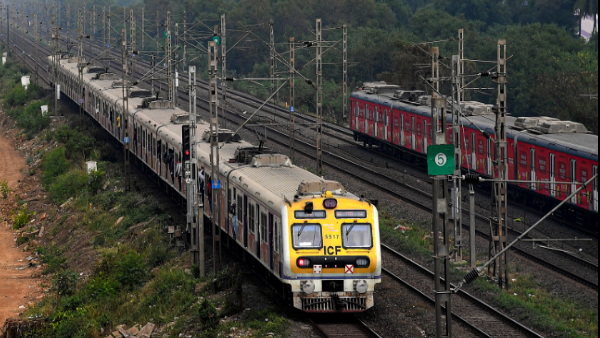 Mumbai local train