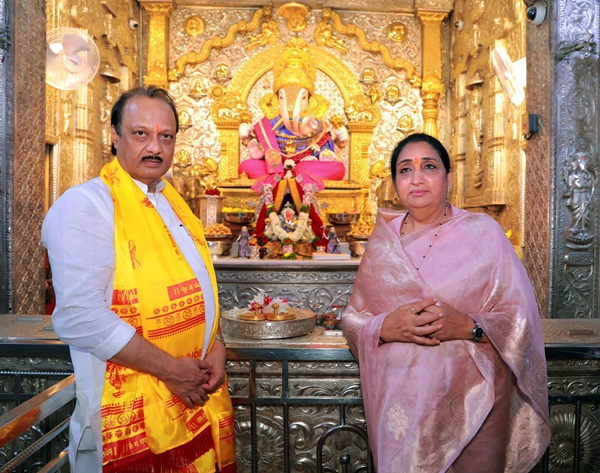 Sunetra Pawar wife Ajit Pawar Sunetra Pawar wife Ajit Pawar