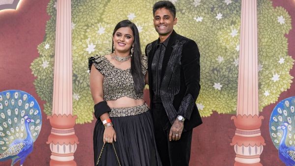 Suryakumar Yadav and wife Devisha Suryakumar Yadav and wife Devisha