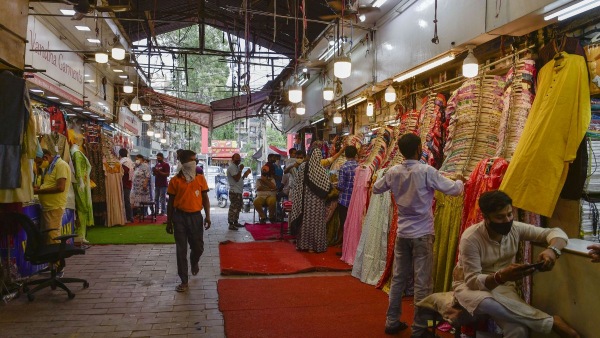 Delhi Aaj Kya Khula Kya Bandh