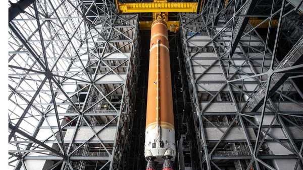 Artemis II mission