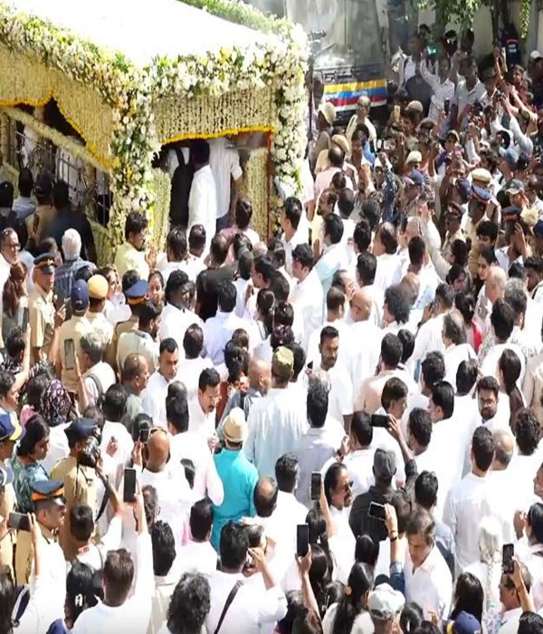 Asha Bhosle Funeral Asha Bhosle Funeral