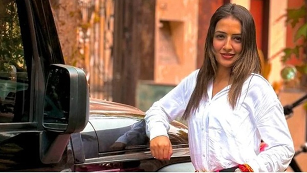 Vada Pav Girl Vada Pav Girl