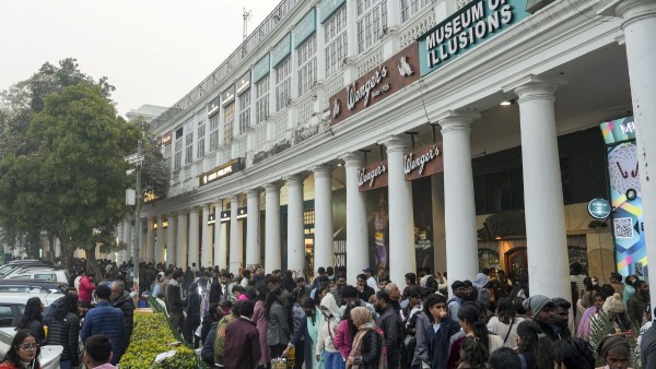 Delhi Aaj Kya Khula Kya Bandh