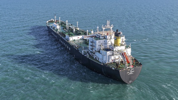 Strait of Hormuz Conflict Iranian Navy Attacks Indian Vessels