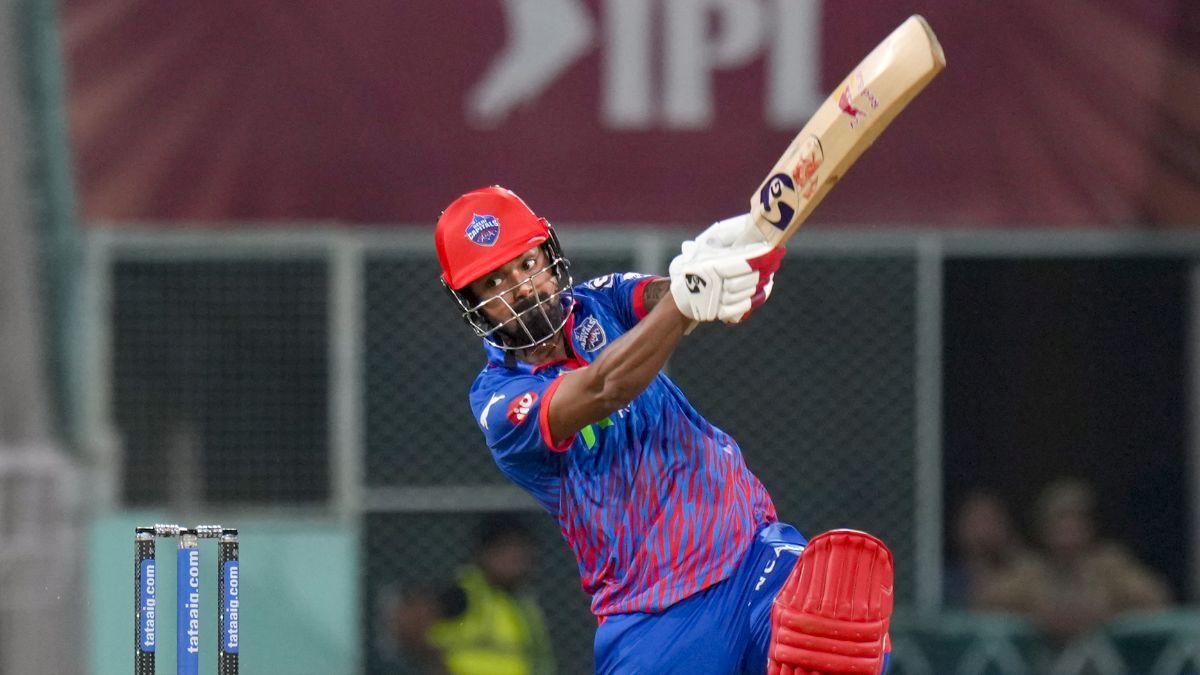 अरुण जेटली स्टेडियम की पिच से आई डराने वाली खबर!