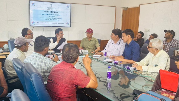 Uttarakhand LPG and Petrol amp amp Diesel Stock Uttarakhand LPG and Petrol amp amp Diesel Stock