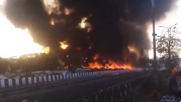 Lucknow cylinder blast Vikas Nagar fire news LPG cylinder explosion India Lucknow slum fire tragedy UP fire incident today children feared dead Lucknow fire breaks out Vikas Nagar Uttar Pradesh disaster news India fire accident update emergency response Lucknow Lucknow cylinder blast Vikas Nagar fire news LPG cylinder explosion India Lucknow slum fire tragedy UP fire incident today children feared dead Lucknow fire breaks out Vikas Nagar Uttar Pradesh disaster news India fire accident update emergency response Lucknow