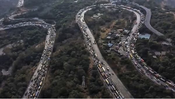 Mumbai-Pune Expressway