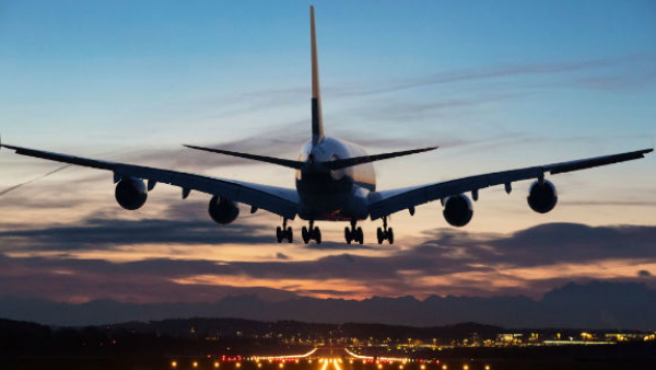 Iran resumes commercial Flights