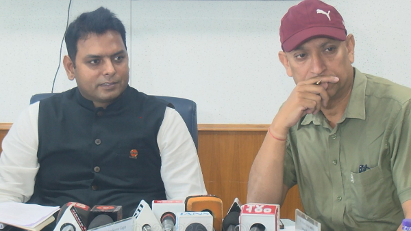 Uttarakhand LPG and Petrol amp amp Diesel Stock Uttarakhand LPG and Petrol amp amp Diesel Stock