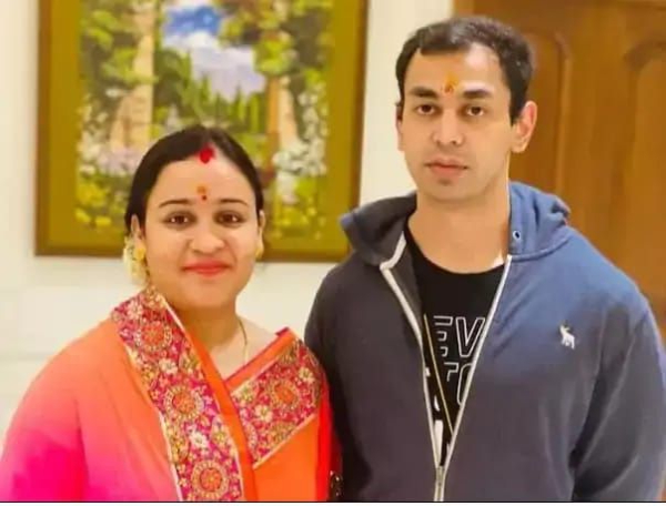 Prateek Yadav Love Story