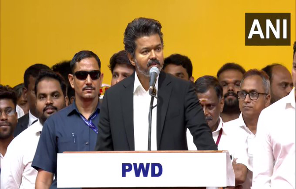 cm vijay