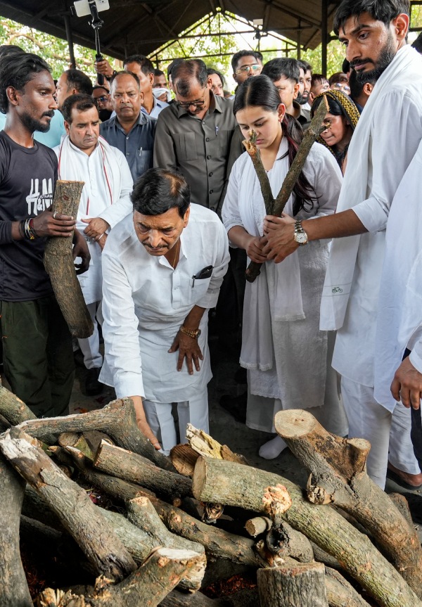 prateek-yadav-funeral-video