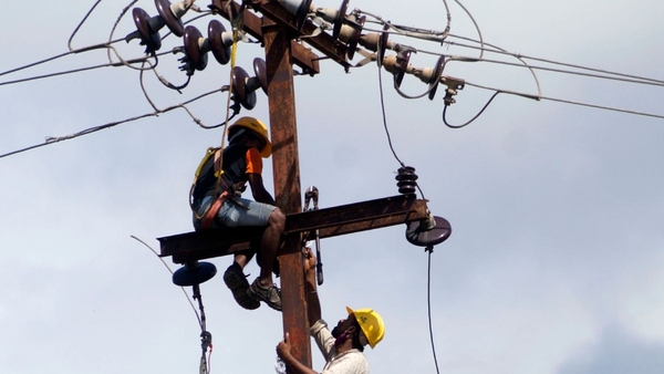Uttar Pradesh sets peak power record Uttar Pradesh sets peak power record