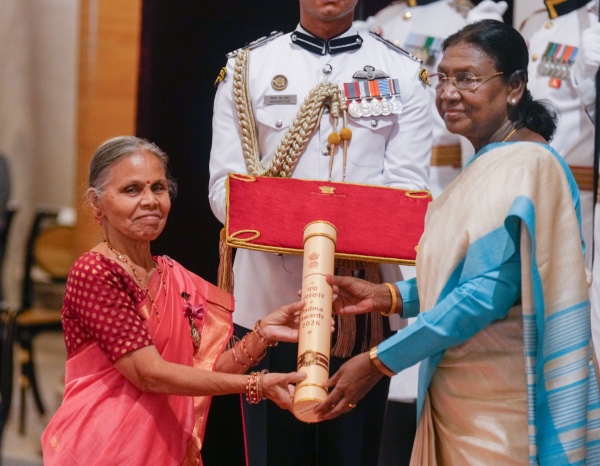 who-is-godbole-couple-padma-shri who-is-godbole-couple-padma-shri
