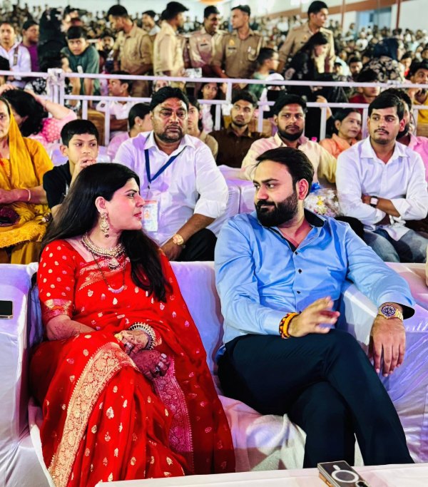 akhilesh-yadav-brother-ex-wife-