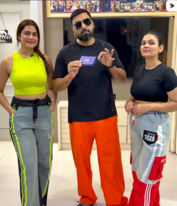 YouTuber Armaan Malik YouTuber Armaan Malik