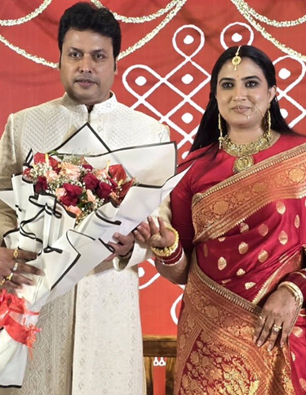 Biplab Kumar Deb And wife Triveni Rao