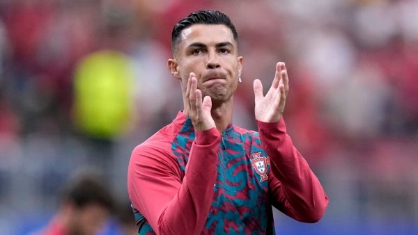 Cristiano Ronaldo Cristiano Ronaldo