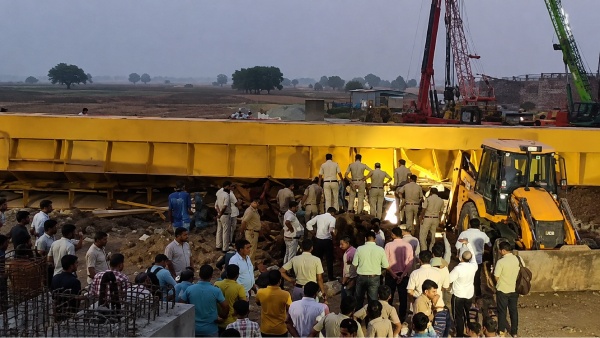 faridabad-crane-accident-massive-mishap