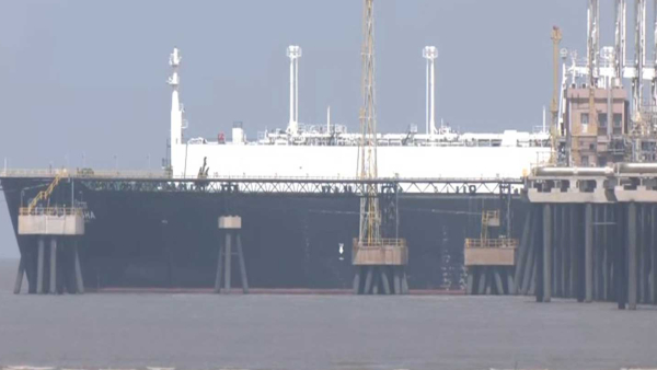 LNG Carrier Disha India Arrival