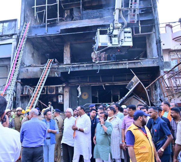lucknow-aliganj-coaching-fire-death-list