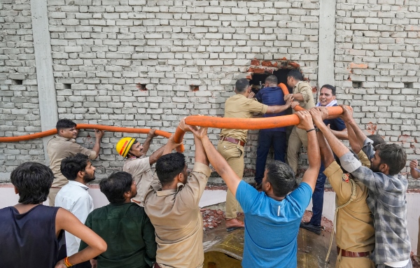 lucknow-aliganj-coaching-fire-eyewitnesses