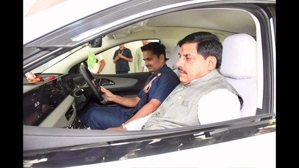 Madhya Pradesh CM adopts EV cavalcade