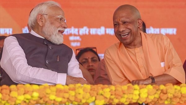 Narendra Modi Yogi Adityanath