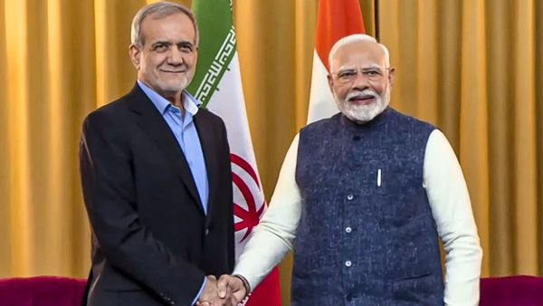 PM Modi and Iranian President discussing regional stability