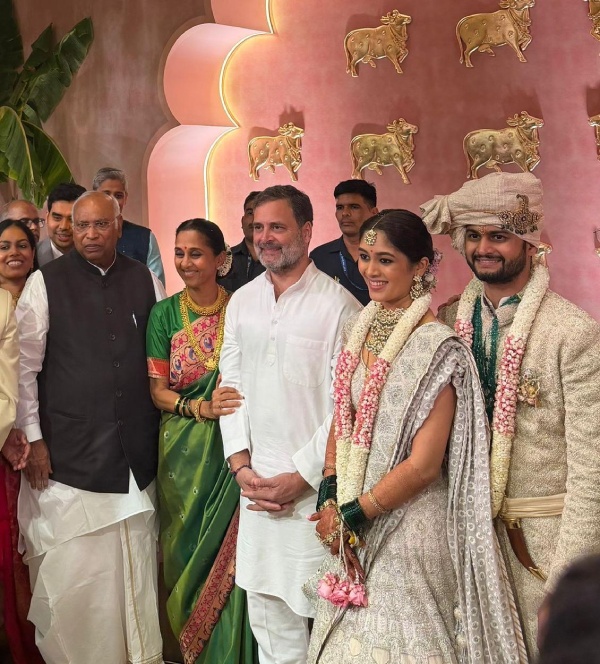 revati-sule-sarang-lakhani-marriage-inter-caste