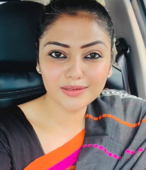 Saayoni Ghosh Saayoni Ghosh