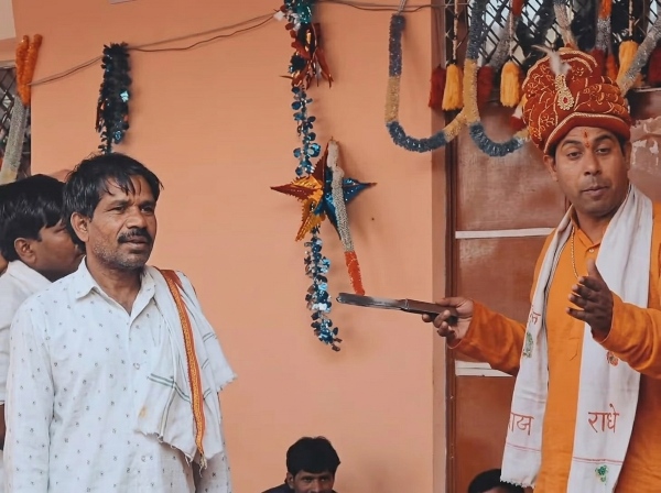 who-is-bottle-baba-hariom-yadav-