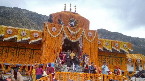 Badrinath Dham donation row