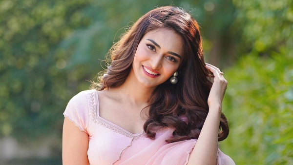 Erica Fernandes Erica Fernandes