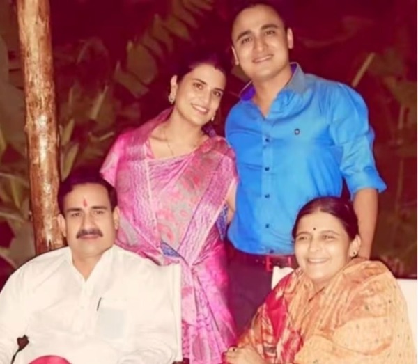 Narottam Mishra With Family